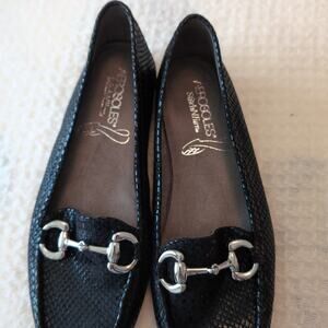 women's Aerosols size 6 1/2